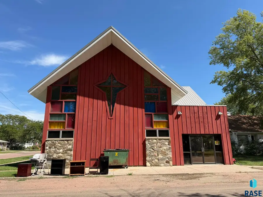 711 3rd St, Scotland, SD 57059 - #3