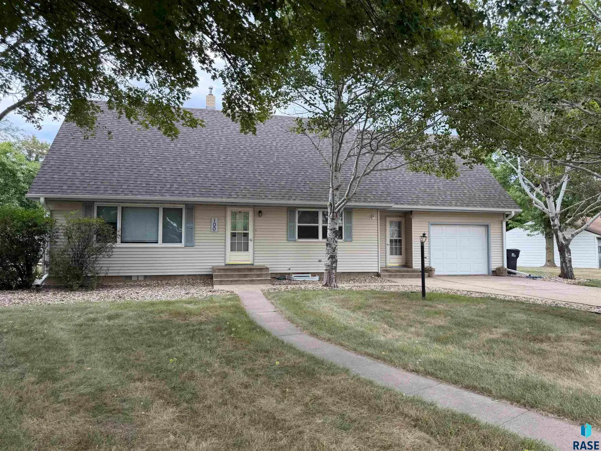 100 E Center St, Marion, SD 57043 - #1
