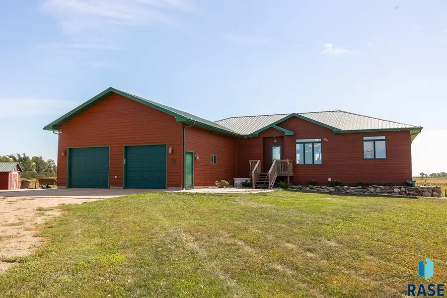24104 435th Ave, Canova, SD 57321 - #2