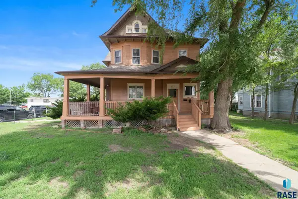 624 W 11th St, Sioux Falls, SD 57104
