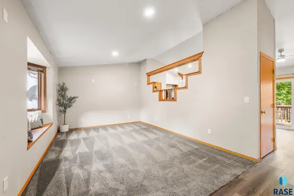 200 W Holly St, Tea, SD 57064