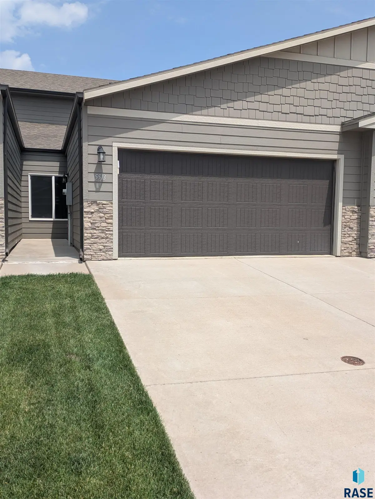 5513 S Seville Pl, Sioux Falls, SD 57108 - #1