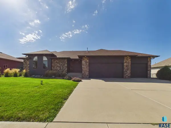 509 S Horizon Cir, Sioux Falls, SD 57106