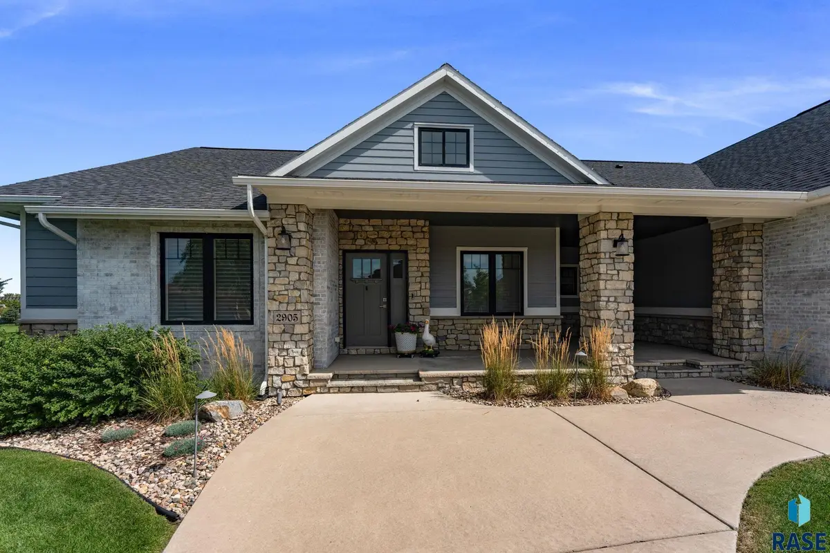2905 W 77th St, Sioux Falls, SD 57108 - #1