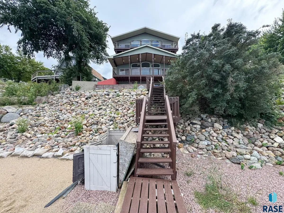 5361 S Shore Dr, Chester, SD 57016 - #1