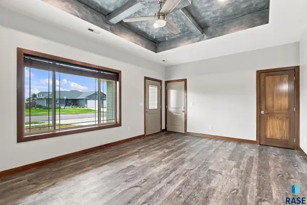 538 Prairie Ave, Baltic, SD 57003