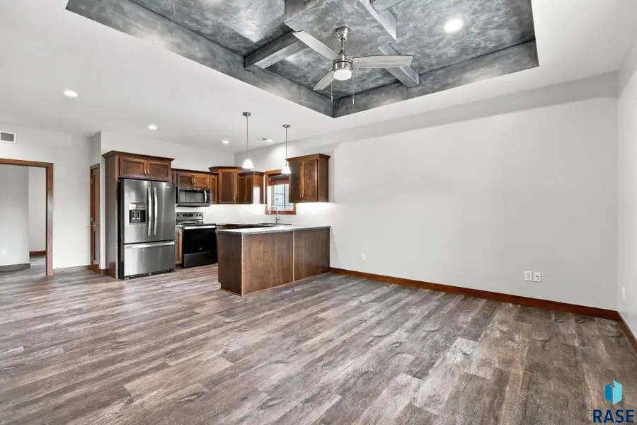 538 Prairie Ave, Baltic, SD 57003 - #2