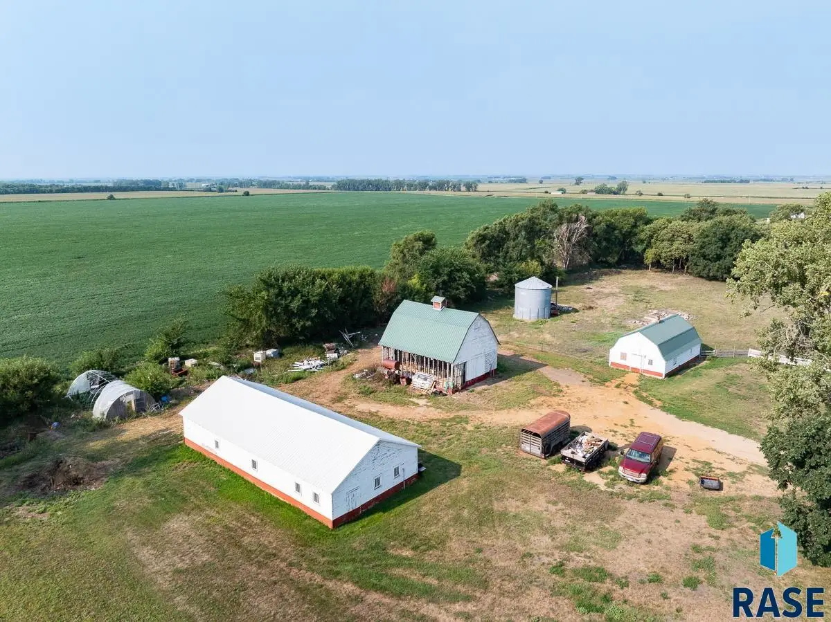 45841 275th St, Parker, SD 57053 - #1