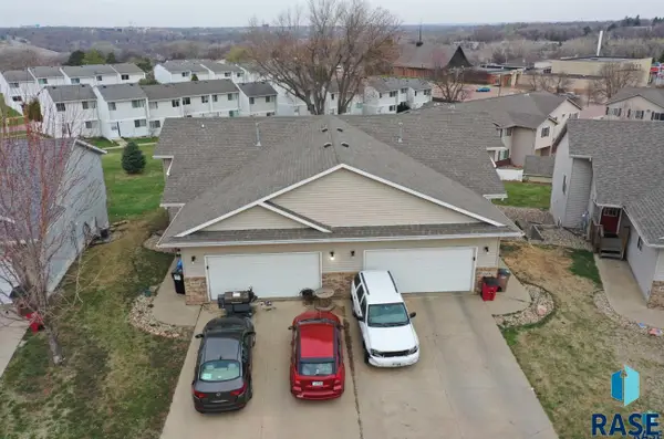 3100 E Bragstad Dr, Sioux Falls, SD 57103