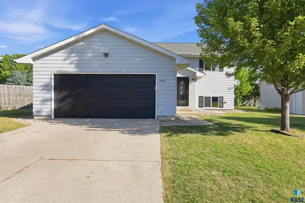 3901 N Pennsylvania Ave, Sioux Falls, SD 57107