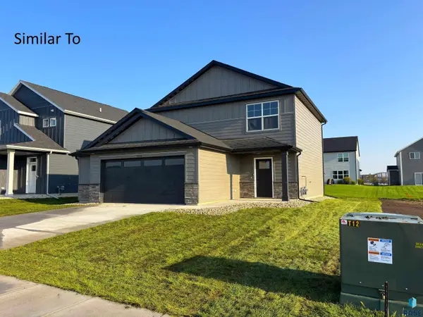 243 Thelma Ave, Harrisburg, SD 57032