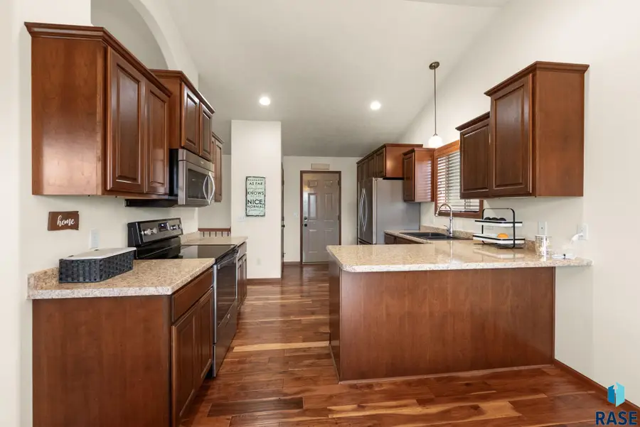 710 Fox Ct, Tea, SD 57064 - #3