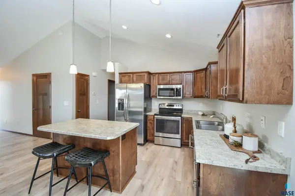 3900 S Homerun Ave, Sioux Falls, SD 57110