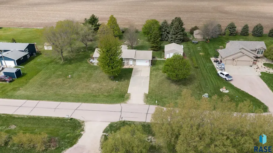 26963 Elmen Pl, Sioux Falls, SD 57108 - #3