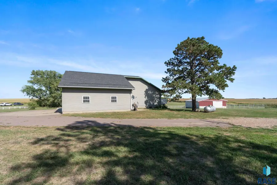 45721 262nd St, Humboldt, SD 57035 - #3