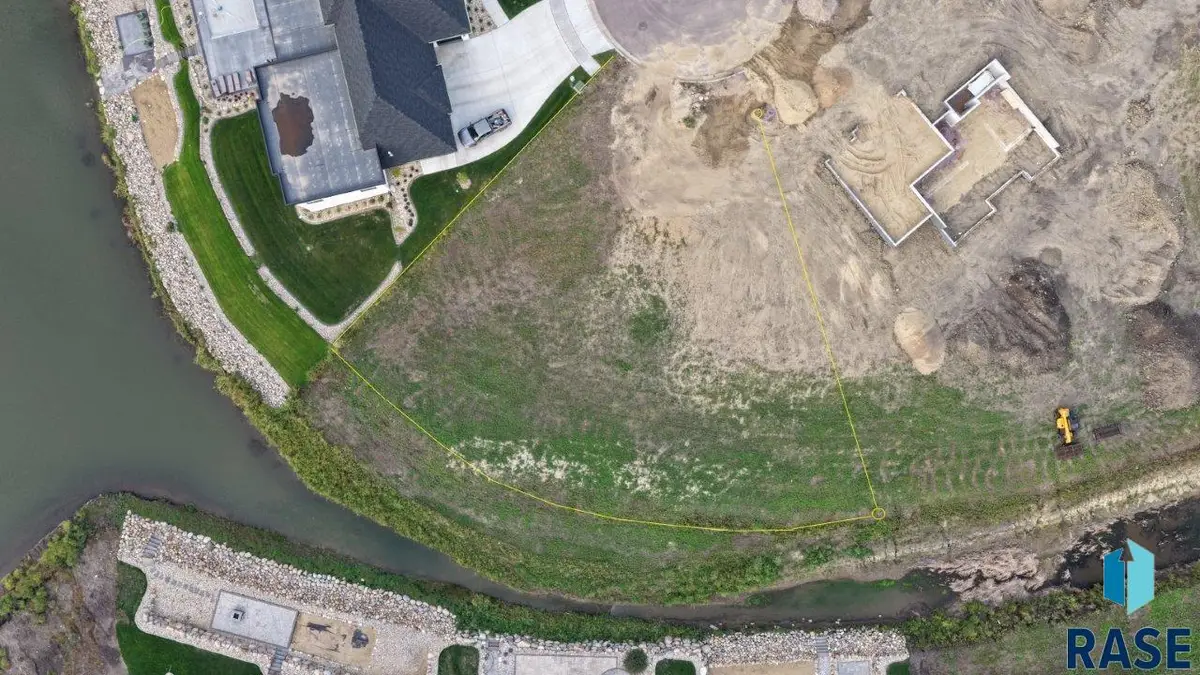 1305 E Poinsett Cir, Tea, SD 57064 - #1