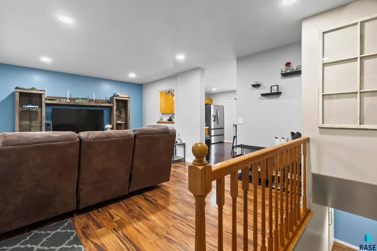204 N Steven St, Worthing, SD 57077 - #1