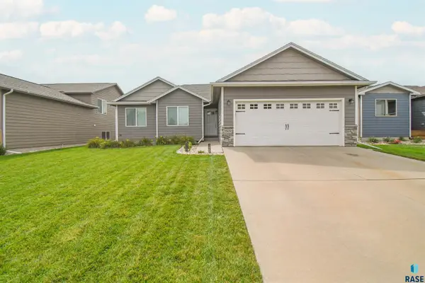 3509 E Brewster St, Sioux Falls, SD 57108