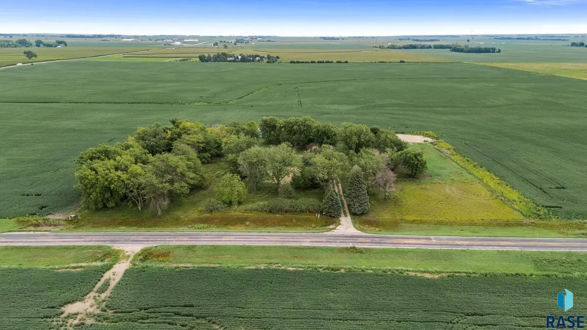 28224 469th Ave, Lennox, SD 57039 - #1