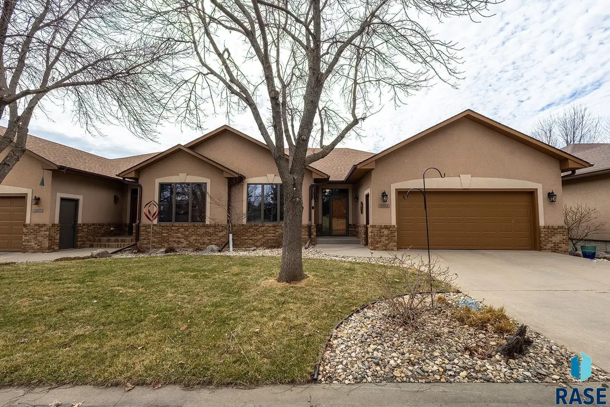2605 S Big Timber Pl, Sioux Falls, SD 57105 - #1
