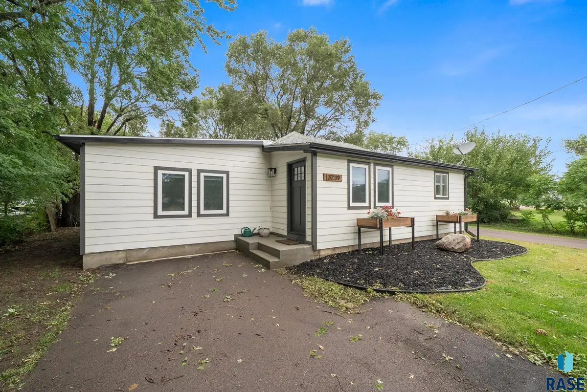 3239 N Lewis Ave, Sioux Falls, SD 57104 - #1