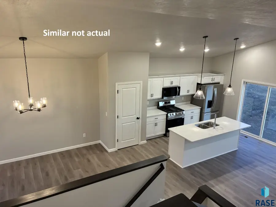 2124 E Alexa St, Brandon, SD 57005 - #2