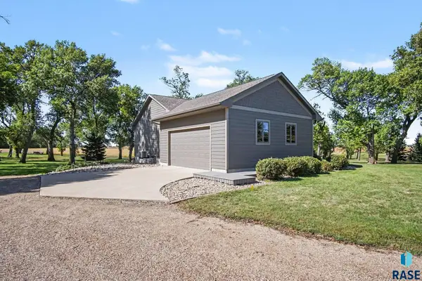 45993 241st St, Chester, SD 57016