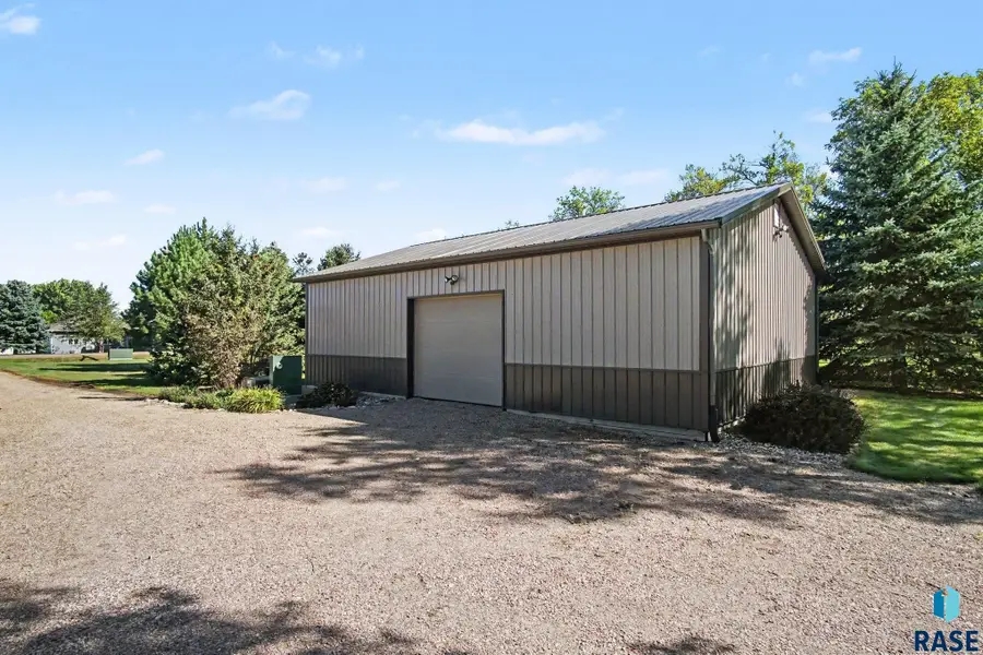 45993 241st St, Chester, SD 57016 - #3