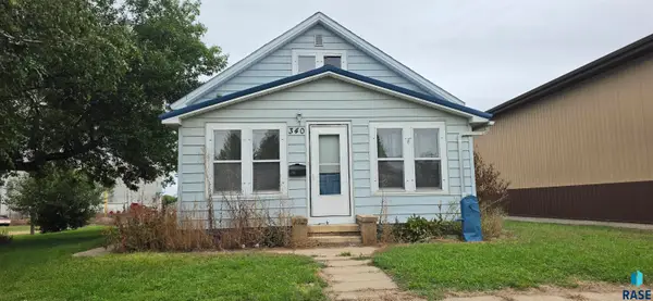 340 Hanson St, Emery, SD 57332