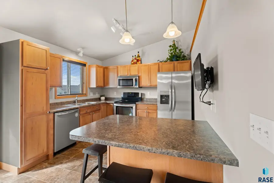 4301 W Kathleen St, Sioux Falls, SD 57107 - #2
