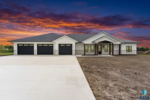 46624 Prairie Dr, Tea, SD 57064