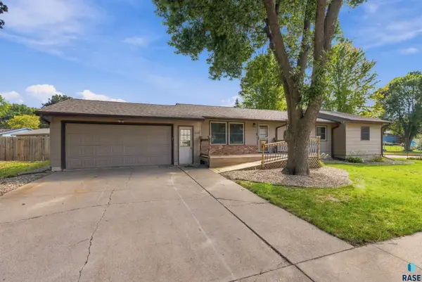 1512 S Judy Ave, Sioux Falls, SD 57103