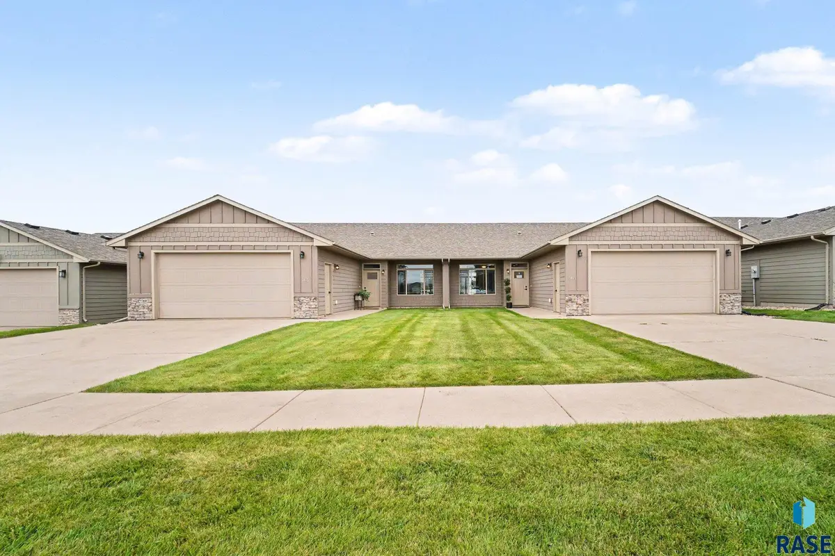 3513 E Bison Trl, Sioux Falls, SD 57108 - #1