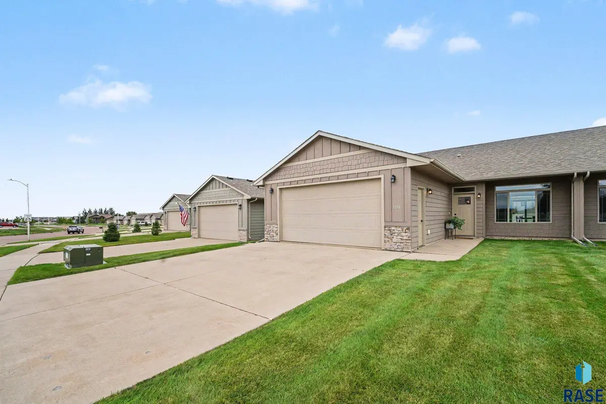 3515 E Bison Trl, Sioux Falls, SD 57108 - #1
