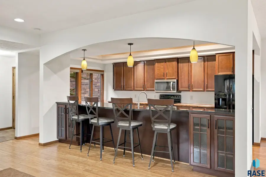 2901 S Ridgeview Way, Sioux Falls, SD 57105 - #3