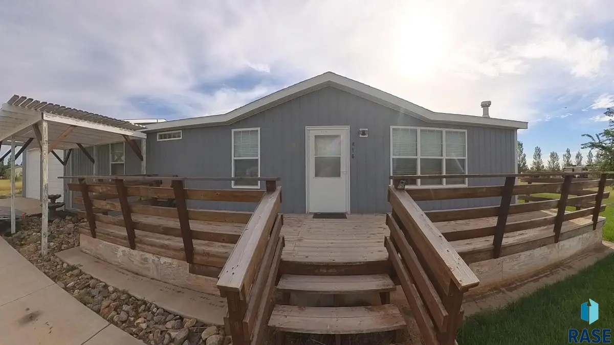 416 Captains Cove Pl, Pierre, SD 57501 - #1