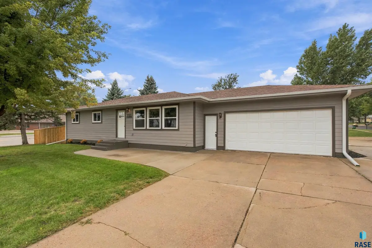 3301 S Terry Ave, Sioux Falls, SD 57106 - #1
