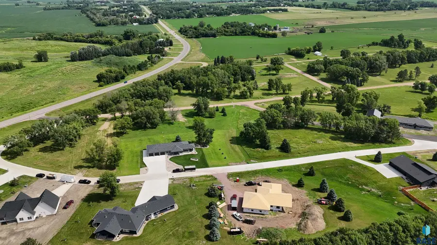 47545 Jurgen Trl, Renner, SD 57055 - #2