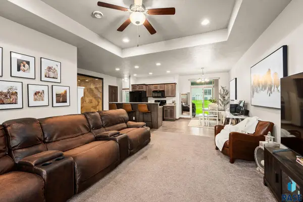 3603 E Chatham St, Sioux Falls, SD 57108
