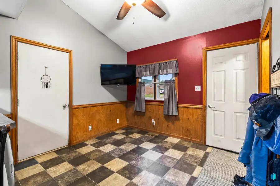 100 W Prospect Ave, Flandreau, SD 57028 - #3