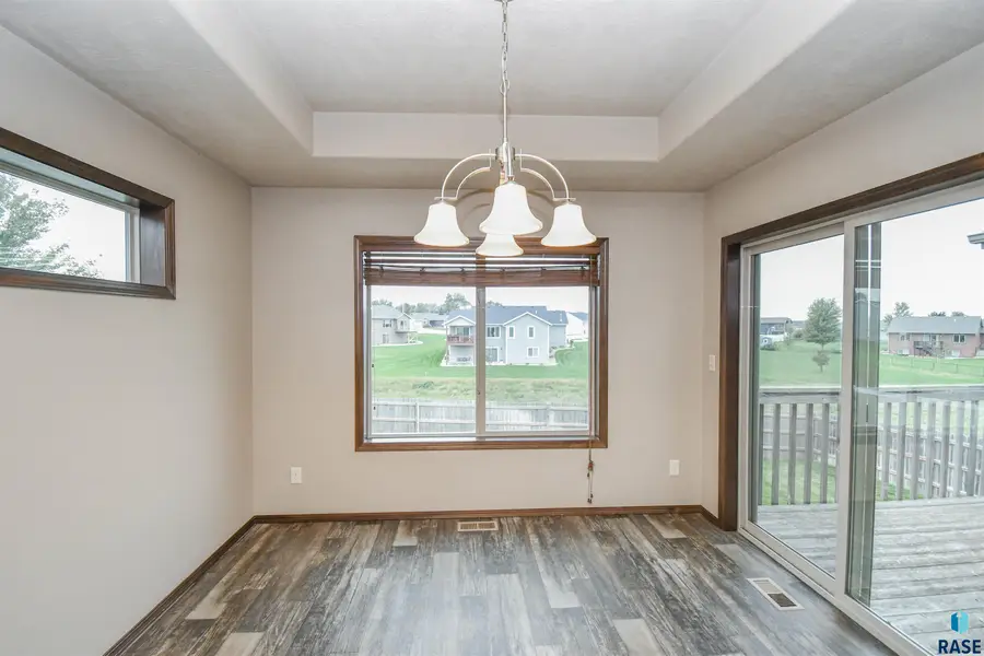 5733 W Bream Ct, Sioux Falls, SD 57107 - #2