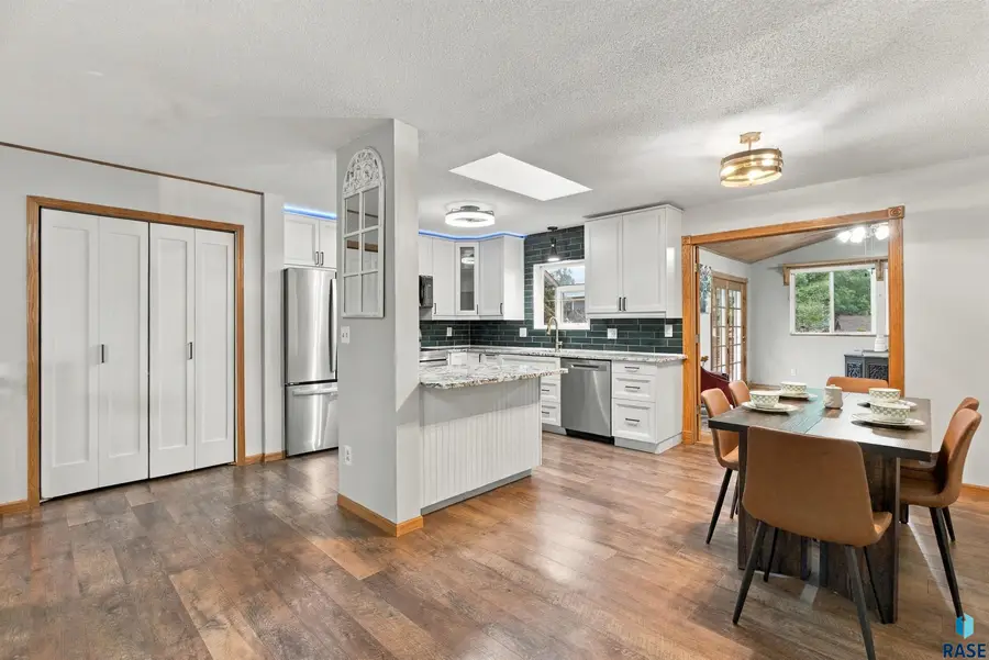 6219 W Coughran Ct, Sioux Falls, SD 57106 - #2