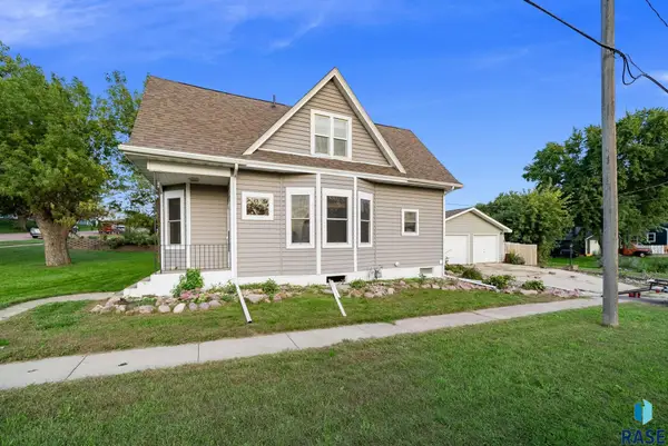 201 Nidaros Ave, Baltic, SD 57003