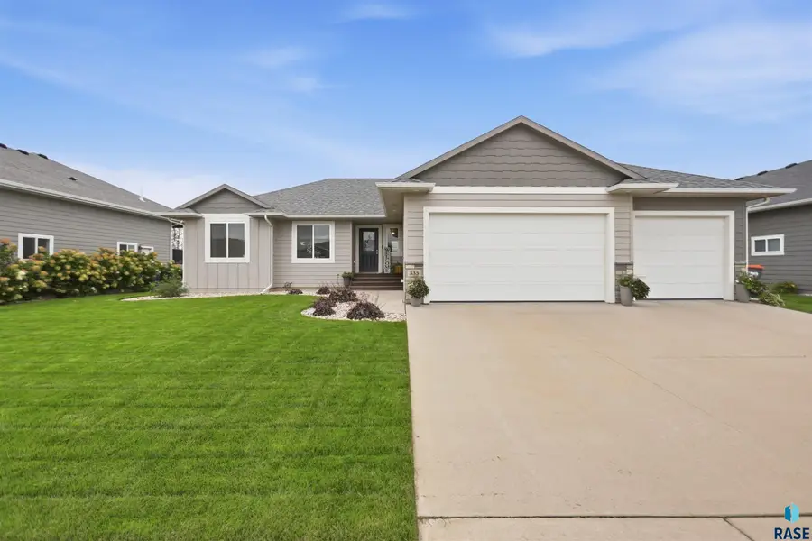 335 S James Ave, Tea, SD 57064 - #2
