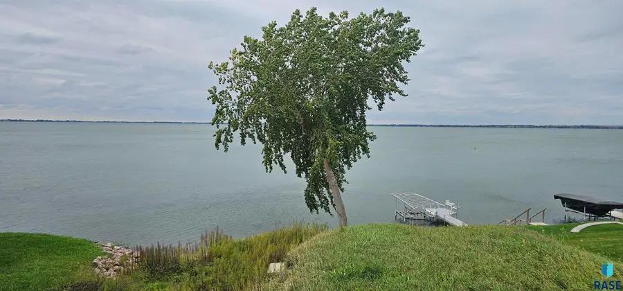 164 SE Lake Dr, Estelline, SD 57234 - #2