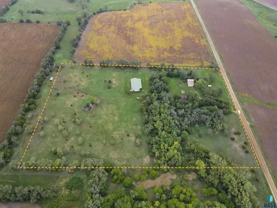 27041 453rd Ave, Parker, SD 57053 - #2