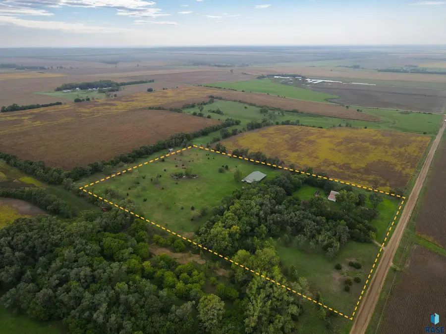 27041 453rd Ave, Parker, SD 57053 - #3