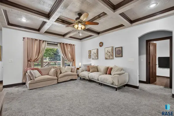4900 E Mangrove St, Sioux Falls, SD 57110
