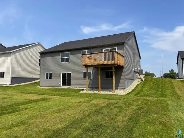 2201 E Alexa St, Brandon, SD 57005