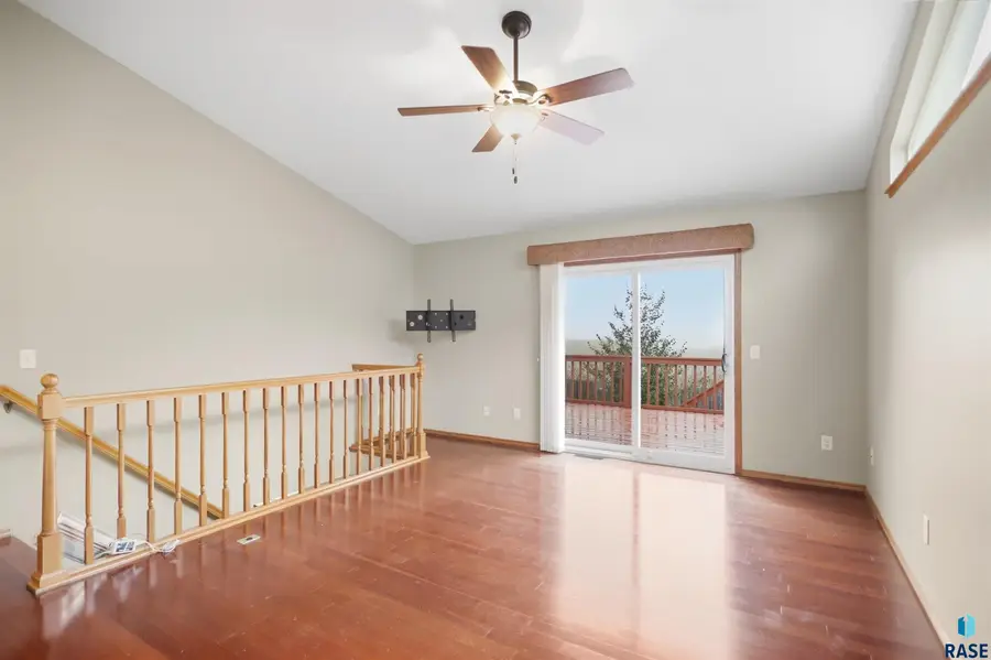 7120 W 50th St, Sioux Falls, SD 57106 - #2
